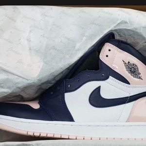 Bubblegum Jordan 1 Women’s Size 7